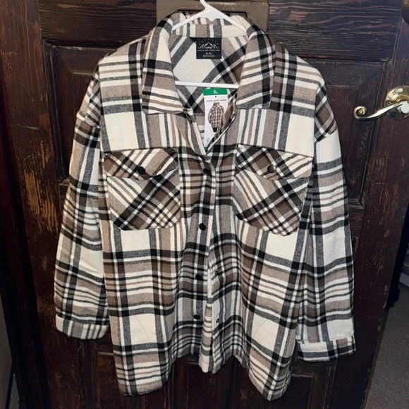 HFX Jackets & Blazers - NWT! HFX Women’s Flannel Shirt Jacket size XL